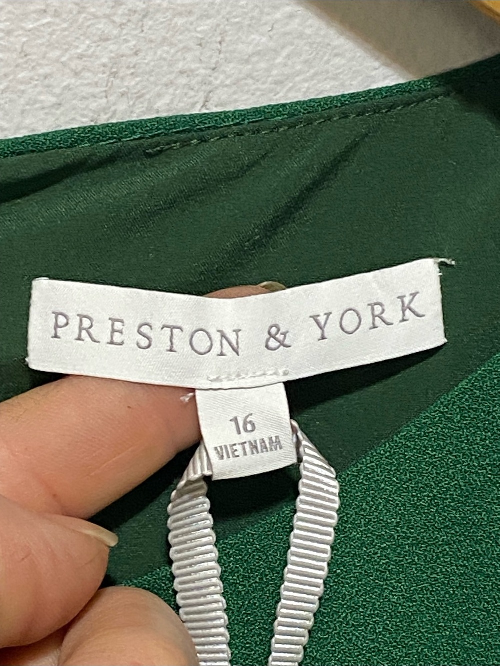 NWT Preston & York Green Long Sleeve Ruffle Crepe Dress Women’s Sz 16 - Picture 6 of 10